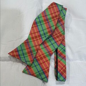 Adjustable PenSee Plaid Bow Tie